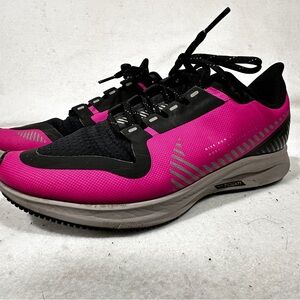 7.5 Nike Air Zoom Pegasus Pink and Black Athletic Sneakers